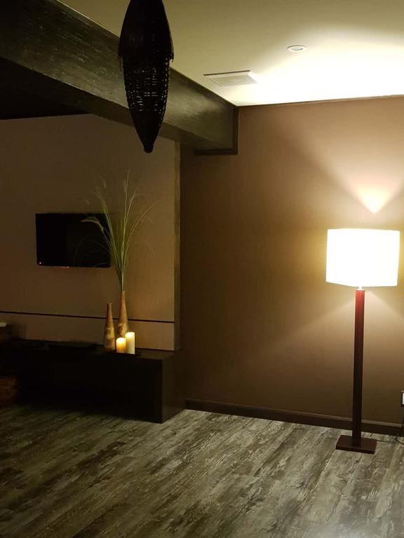 איפוה Miracle Suite מראה חיצוני תמונה